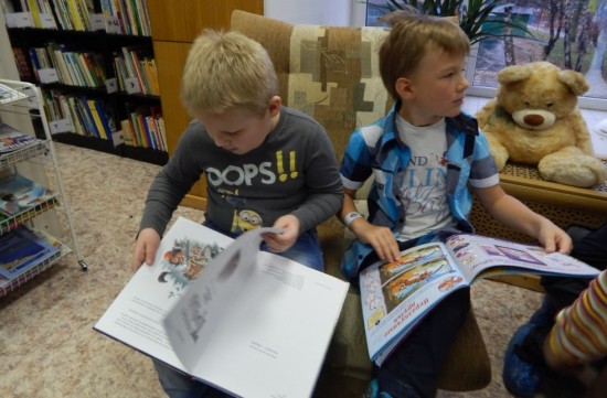 В библиотеке №172 прошла экскурсия для подрастающих читателей