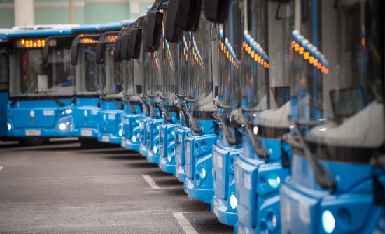 Мосгортранс: Все городские автобусы будут приспособлены для маломобильных пассажиров к 2018 г