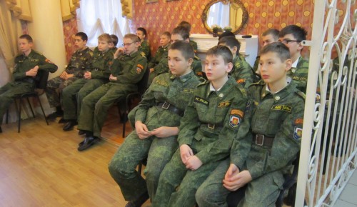 Кадетам Обручевского района прочли лекцию о Бородинском сражении