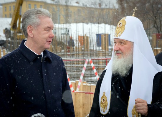 Сергей Собянин и патриарх Кирилл открыли исторический парк на ВДНХ