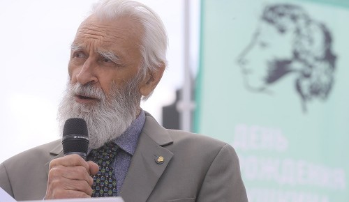 Основатель и первый ректор Института Пушкина отмечает 90-летие