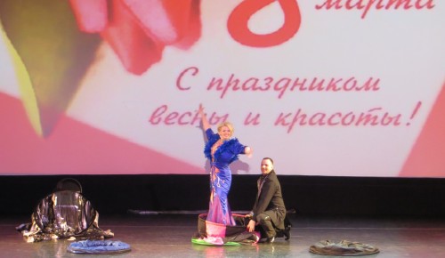 В киноклубе-музее «Эльдар» состоялся концерт в честь 8 Марта