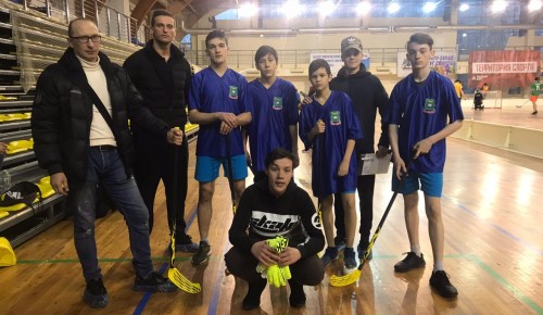 Команда Обручевского района приняла участие в соревнованиях по флорболу 