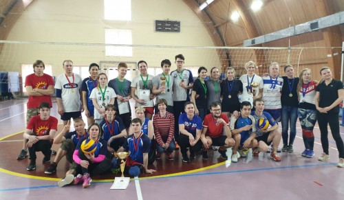 Команда ПНИ № 20 заняла первое место в соревнованиях по волейболу