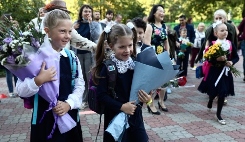 Школьники Ясенева сняли репортаж о Дне знаний