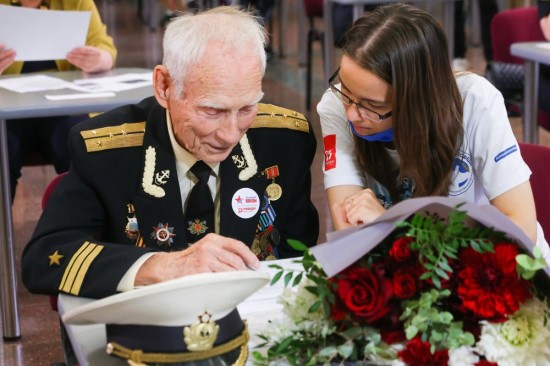 Военно-патриотический концерт состоялся в киноклубе «Эльдар» 