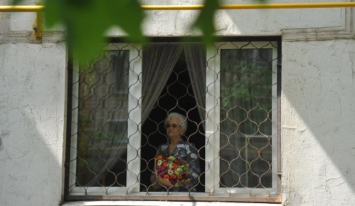 Депутат Мосгордумы Людмила Стебенкова: Пожилым людям особенно важно всегда быть на связи