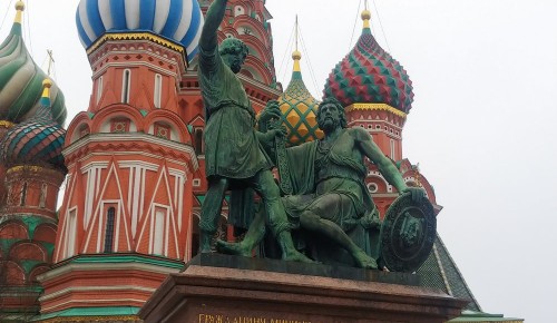 В новогоднюю ночь будет закрыт доступ на Красную площадь 