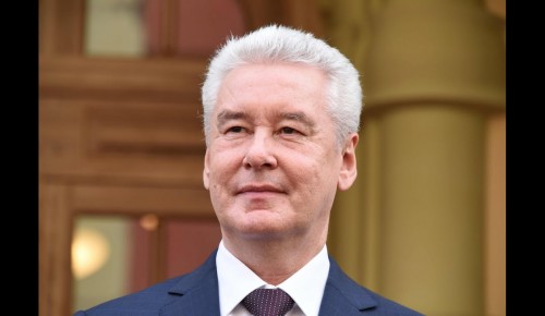 Московские школьники возвращаются к очному обучению с 18 января