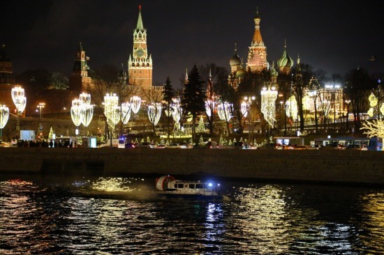Спасатели Москвы несут дежурство в усиленном режиме