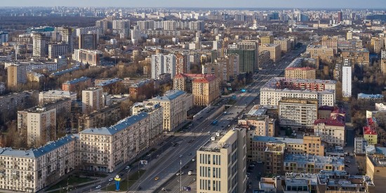 В Москве ограничена работа большинства предприятий и организаций