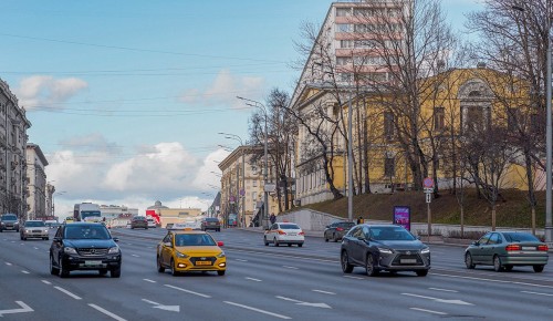 В Мосгордуме отметили, что цифровые пропуска для поездок на работу продлят до 31 мая автоматически