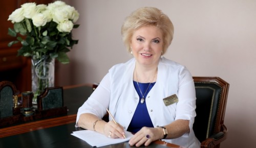 Депутат Мосгордумы Шарапова поблагодарила коллег-медиков за командную работу во время пандемии