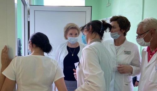 Ольга Шарапова поблагодарила молодых врачей ГКБ имени Виноградова за работу в пандемию 