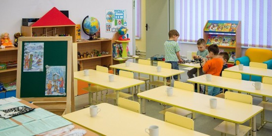 Московское отделение «ЕР» и жители города подарили школьникам 34 тыс канцелярских принадлежностей
