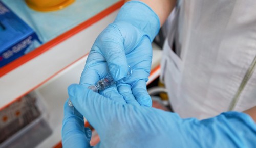 С начала сентября прививку от гриппа сделали около 1,5 миллиона москвичей