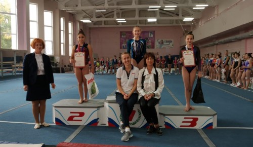 Гимнасты «Самбо-70» на всероссийском турнире завоевали 3 золотые медали