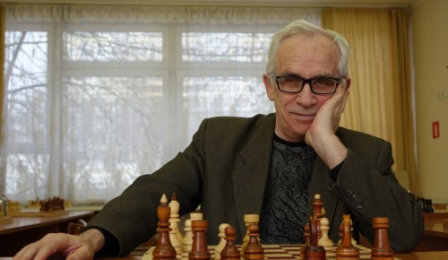 Педагог центра «Исток» на чемпионате России по заочным шахматам опередил гроссмейстера