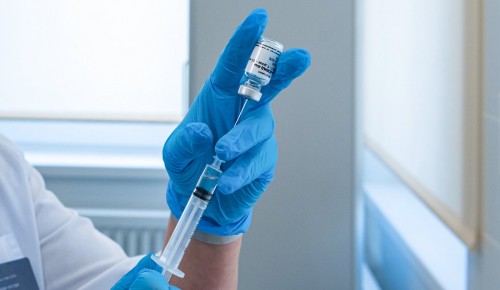Прививку от COVID-19 жители Теплого Стана могут сделать в первом филиале поликлиники № 134