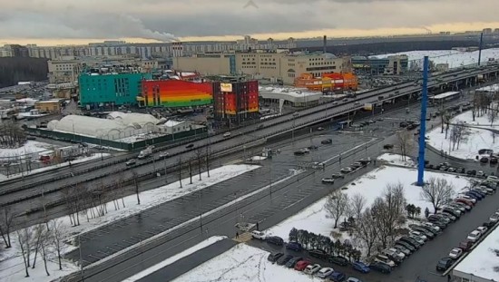 Январские абонементы на парковке со шлагбаумом возле станции метро «Теплый Стан» доступны для покупки