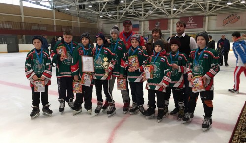 Команда по хоккею района Северное Бутово заняла второе место на соревнованиях