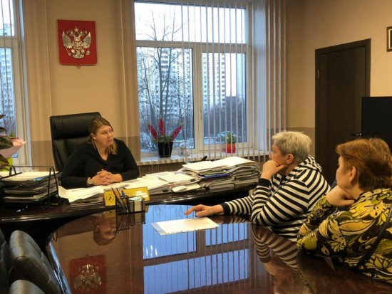 Регина Захарова взяла на контроль ряд квартир, в связи с жалобами соседей на нарушения санитарного состояния 