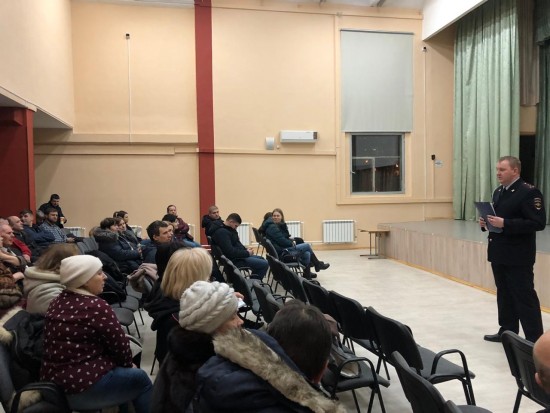 12 февраля в школе №2114 отчитались о своей деятельности за 2019 год участковые уполномоченные полиции по району Северное Бутово