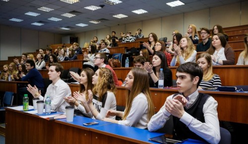 Собянин: Колледжи Москвы переходят на дистанционное обучение