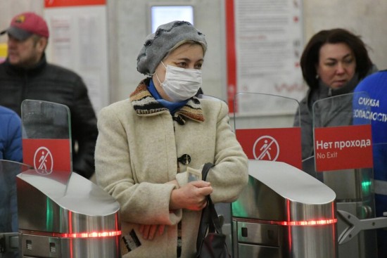 В Москве для врачей старше 65 лет сохраняются льготы на проезд