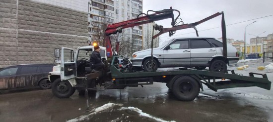 На стоянку временного хранения перемещены шесть авто с признаками БРТС в Северном Бутове