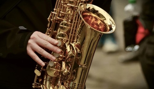 Москвичей пригласили на онлайн-концерт «Романтический голос саксофона» центра «Моцарт»