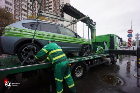 Район Ясенево стал лидером февраля по эвакуированным авто