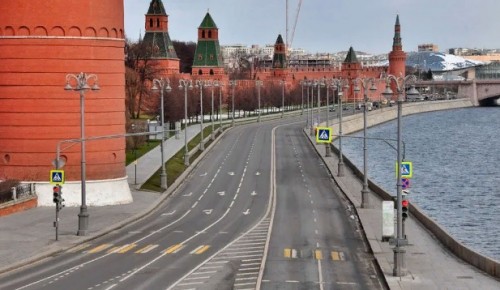 Мэр Москвы отложил введение пропускного режима