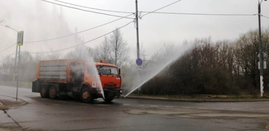 В районе Ясенево продезинфицировали территорию