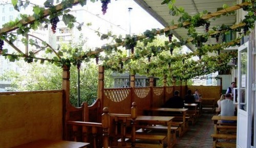 В районе Ясенево открыты летние кафе