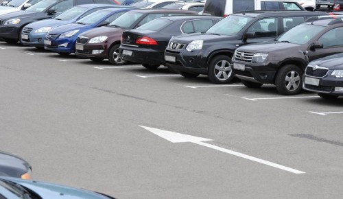 Жители района Ясенево могут продлить абонемент на парковку