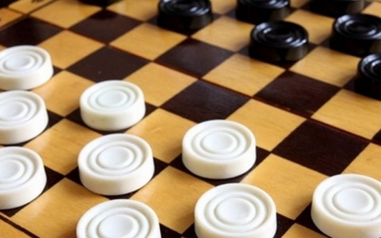 Молодежный клуб «Как дома» проведет онлайн-турнир по шашкам
