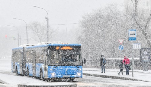 Жители Ясенева активно пользуются автобусами КМ, чтобы добраться до центра 