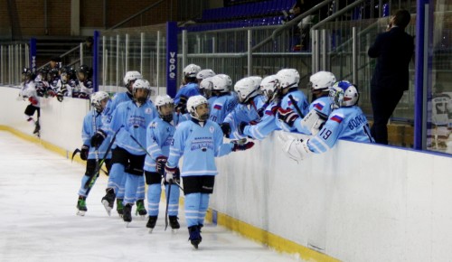 Дошкольники посетили спортивный комплекс «Южный лёд»