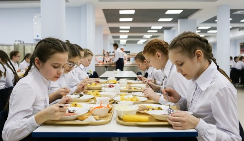 ВЦИОМ: Качество школьного питания удовлетворяет большинство москвичей