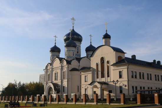 Внутренние помещения храма Фёдора Ушакова обрабатывают от коронавируса