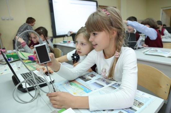 Депутат Мосгордумы отметила роль МЭШ в образовательном процессе в период пандемии