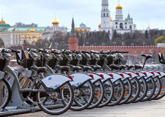 Депутат Мосгордумы Артемьев поделился мыслями о развитии двухколесного транспорта в Москве
