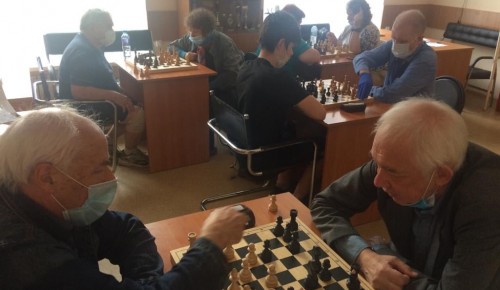 В Ломоносовском районе прошел турнир по шахматам