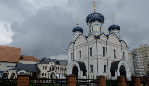 Прихожане храма Фёдора Ушакова побывали в Архангельском