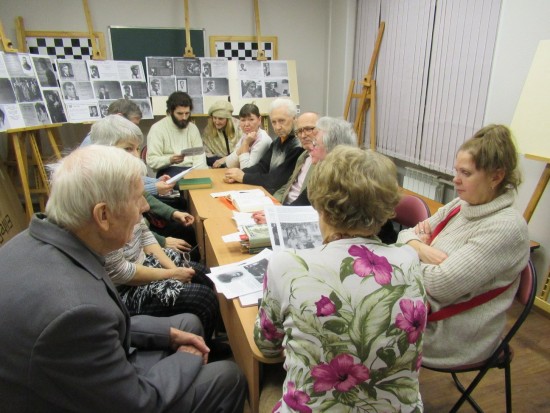 Участники литературной студии “Слово” в Зюзине прочитали стихи Бориса Пастернака 