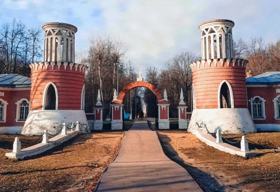 Онлайн-квест по истории усадьбы подготовил Воронцовский парк