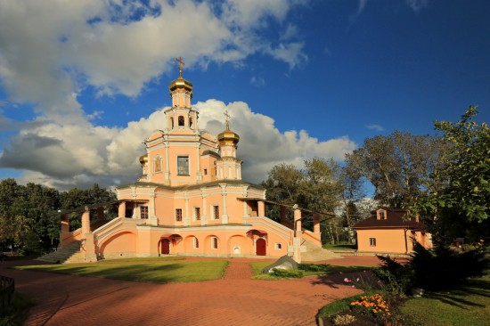 Православные храмы в районе Зюзино откроются 6 июня