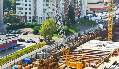 В районе Зюзино началось строительство подземного перехода метро 