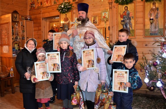 В храме Святителя Луки подвели итоги литературного конкурса «Рождественская сказка»